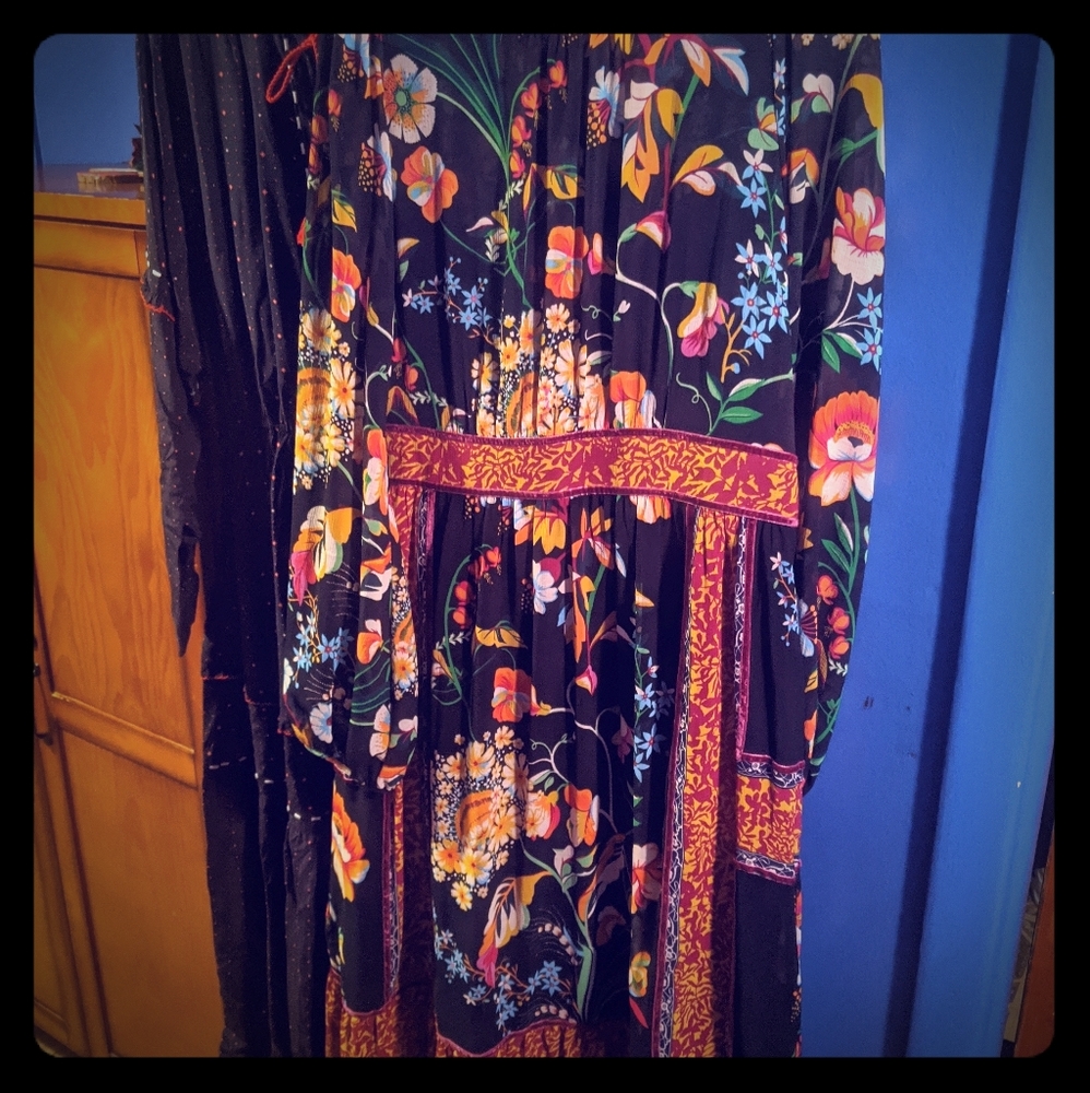 Anthropologie midi floral dress L